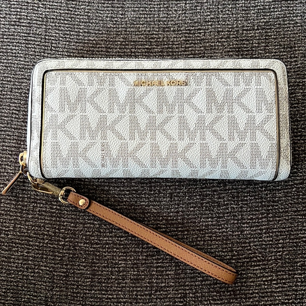 Michael Kors Large Logo Continental Wallet used a handful of times.